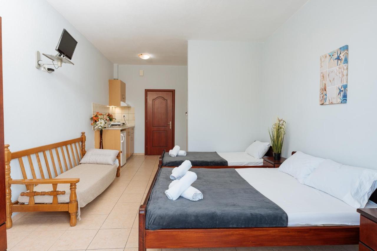 Villa Estelle Paralía Esterno foto
